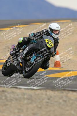 media/Jan-14-2023-SoCal Trackdays (Sat) [[497694156f]]/Turn 12 (120pm)/